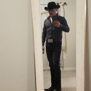 Meet your Posher, Julianjnv valentin